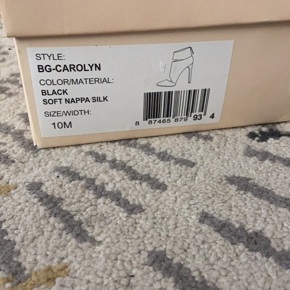 BCBGeneration black heeled booties - Picture 4 of 4